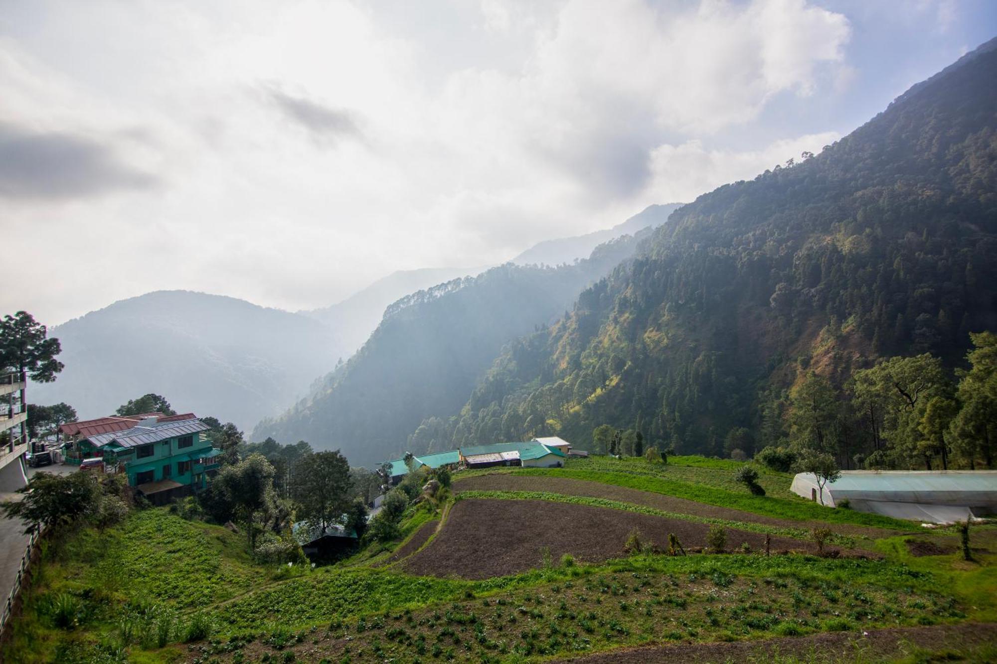 Hotel Sterling Nainital Extérieur photo